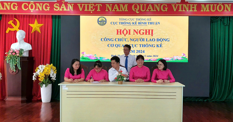 https://cucthongkebinhthuan.gso.gov.vn/storage/manager/news/content/QI4A3u1-732c046f-b83b-4255-8338-65f1bd7447a9.png